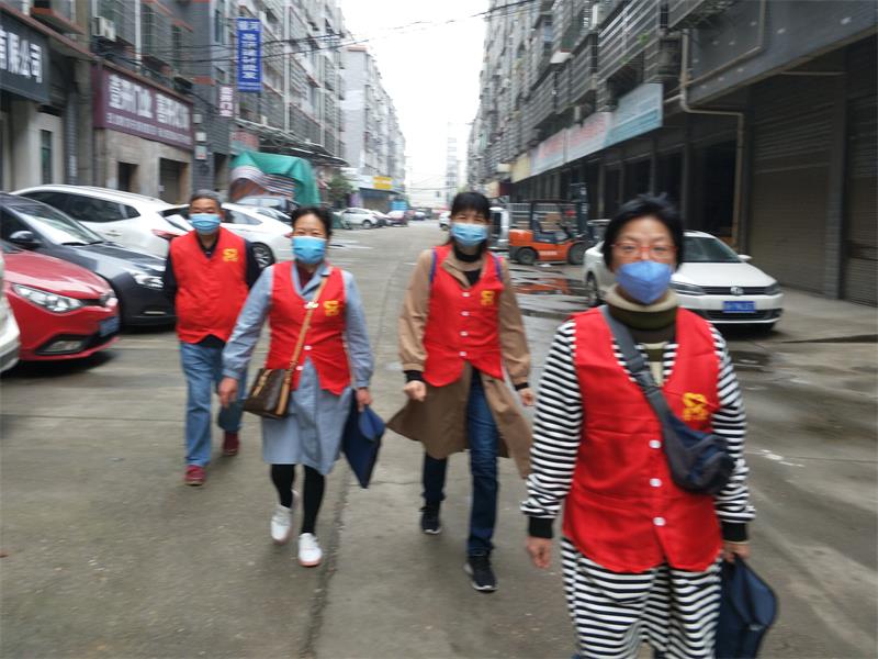 馨欣公益益阳市赫山区走访赫山中学贫困学生
